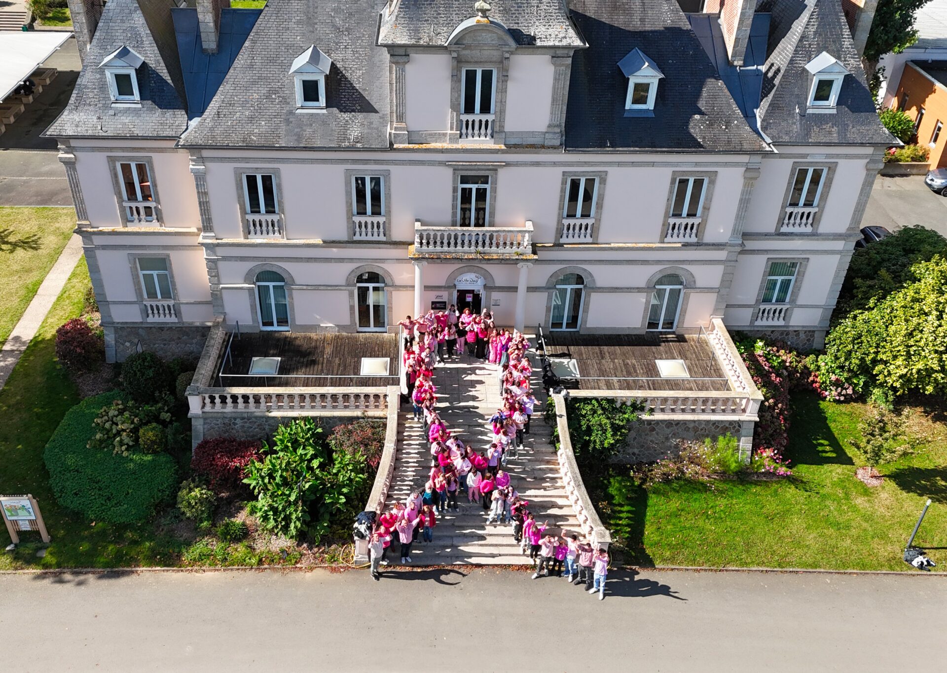 Octobre Rose : les élèves du collège-lycée <span> la </span> Ville Davy sensibilisés au dépistage du cancer du sein